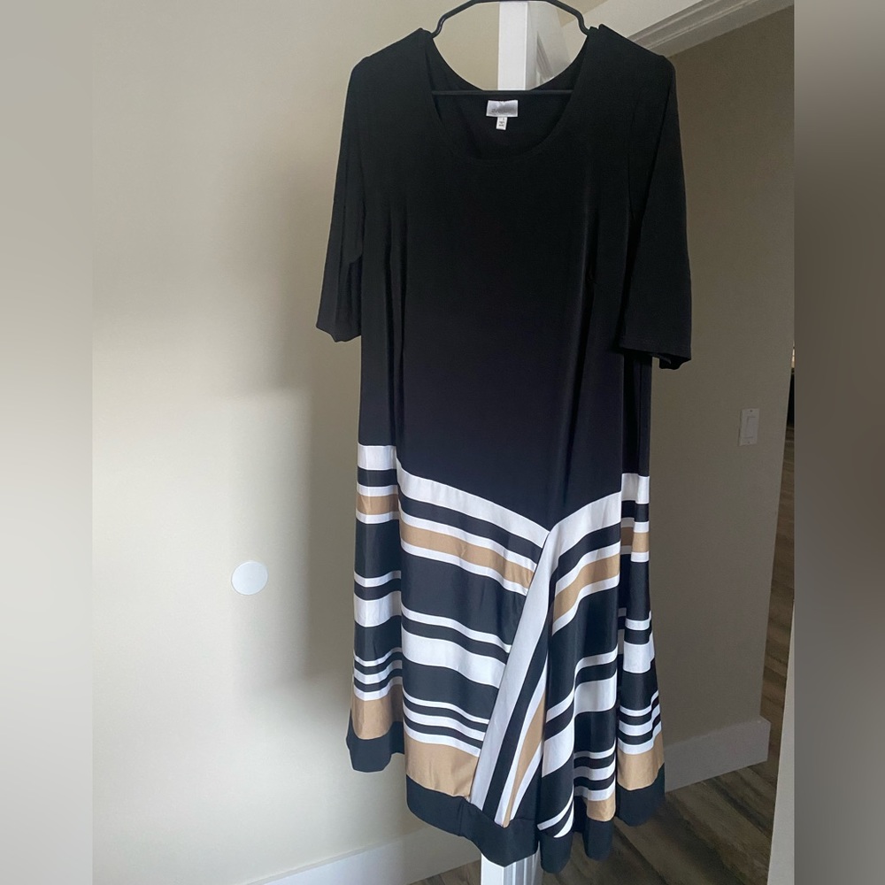 Avenue handkerchief hem dress